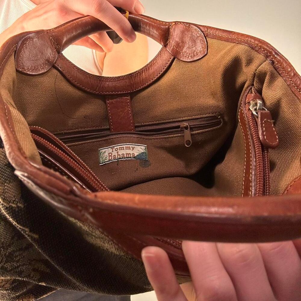 Vintage  Tommy Bahama tapestry hand bag with tree pattern - Picture 6 of 8